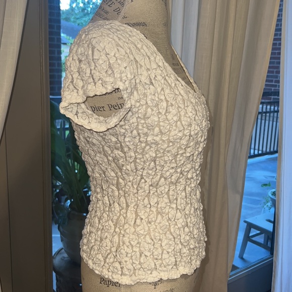 WHBM Vintage lace shortsleeve ivory cream white blouse Size Medium Style WHT1204 - Picture 5 of 7